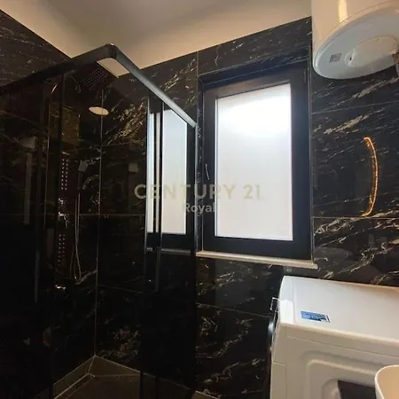 Chiara's Luxury Tirana